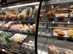 -星巴克(上海虹桥新天地二店)