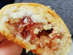 新春经典云腿小饼礼盒-嘉华鲜花饼·现烤(昆明老街店)