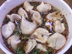 酸汤牛肉水饺-回坊马二饺子馆