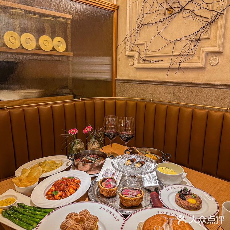 氛围感十足的南法小酒馆!!就在万象天地!!