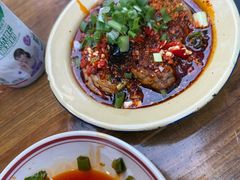 -拈签一笑黄牛肉辣卤串串