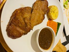 碳烤梅花猪排-斗牛士牛排餐厅(嘉里汇店)