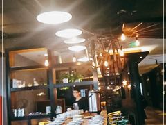 -童年小筑餐厅(申花路店)