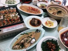 -梦都海鲜酒家(万达广场江桥店)