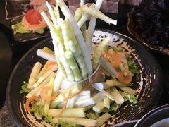-湊湊火锅·茶憩(新中关购物中心店)