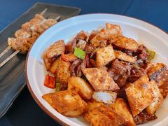 -伊带伊路新疆美食府(呼家楼店)