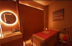 -苑苑vbeauty科技美容SPA