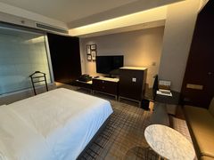 -上海龙之梦万丽酒店