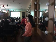 -金夫人化妆摄影职业培训学校