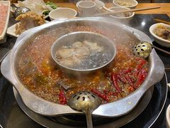 -锅首鲜品火锅(鸳鸯店)