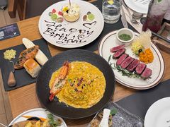 -Mark&Mars Restaurant