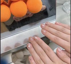 -七月如澜美甲美睫