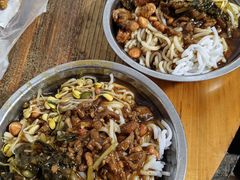 -灵山卢梅燕粉店