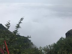 -峨嵋山金顶