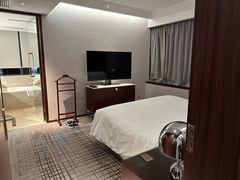 -上海龙之梦万丽酒店