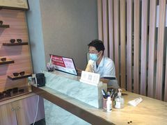 -瑞司视光眼镜·蔡司战略合作眼镜店(新街口店)