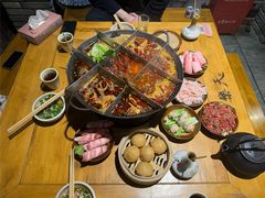 -白乐天毛肚火锅馆(南滨路店)