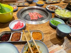 -明洞阿姨·韩式酱蟹烤肉·创意料理(三元桥店)