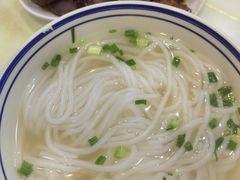 -香辉食馆(新兴路店)