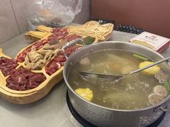 -宴全牛粤来越牛潮汕鲜牛肉火锅(海州万达广场店)