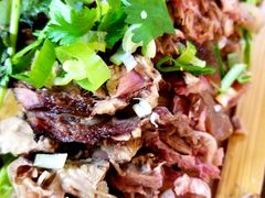 带皮狗肉-正宗北冰洋风味冷面馆