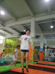 -蹦贝JumpingJack运动中心·炫飞蹦床(龙华店)