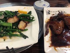 -酱皇乳鸽(富威大厦B座店)
