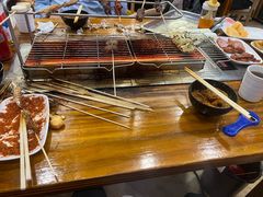 -哈尔滨小酒馆·鲜肉现穿自助烧烤(康新花园店)