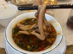 -九尺赵老四鲜鹅肠火锅