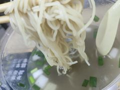 -牛师傅广式药膳牛骨汤美食(江南西店)