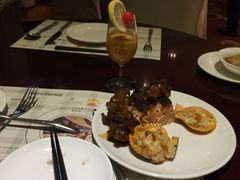 -荣誉国际酒店-云顶旋转餐厅