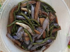 -闯关东东北农家菜(崂山石老人店)