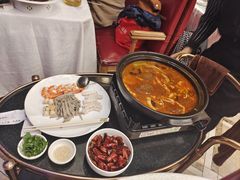 -品海楼·大连海胆锅贴馆(东港店)