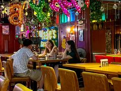 -味德西餐音乐酒吧 Wade's Bar&Grill