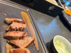 -铭牛烧肉·和牛海鲜自助(高新月牙湖店)