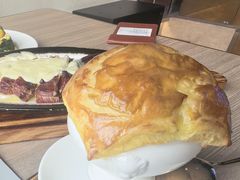酥皮奶油蘑菇汤-J·one Bistro吉萬酒厨·牛排
