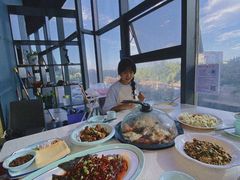 -巧克力渔家.小船海鲜胶东菜(万平口店)