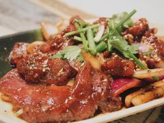 牛肉-燚店·铁板鱼蛙·烤肉·烤串(北新桥店)