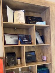 -More摩尔医美の注射线雕光电中心