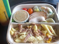-星巴克(深圳宝安泰华店)