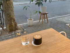 -Onirii Coffee(长乐路店)