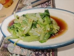 -刘姐啤酒鱼民族演艺餐厅(西街总店)