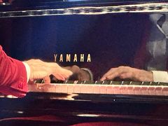 -东岸Cafe 爵士俱乐部