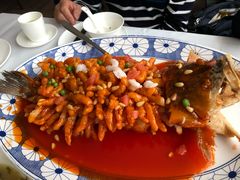 糖醋松子鱼-西湖春天•老字号杭州菜(百汇店)