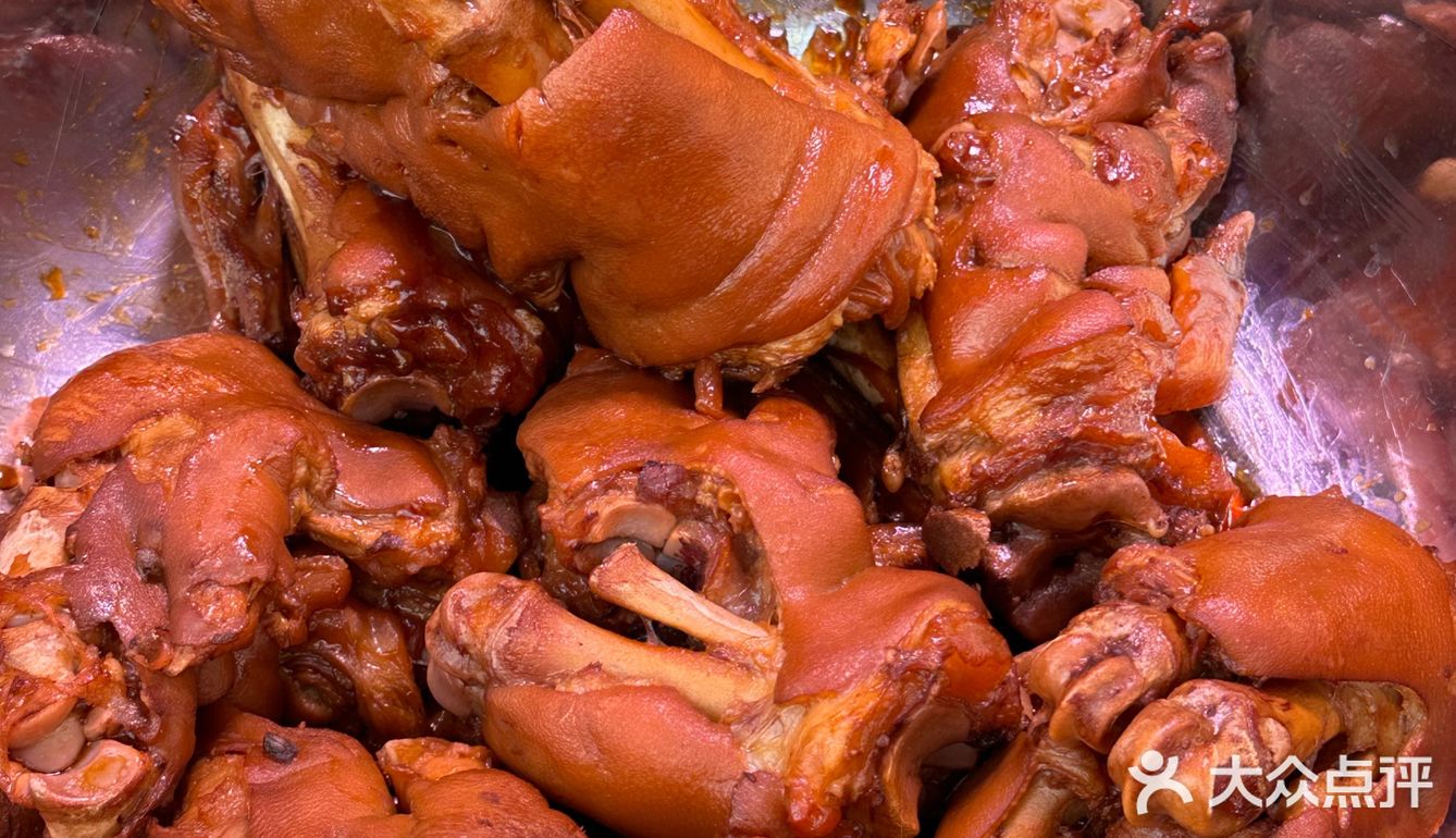 徐州排队王:老万家熟食❗