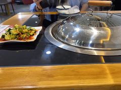 -炖四方东北铁锅炖·烧烤小龙虾(中豪国际店)