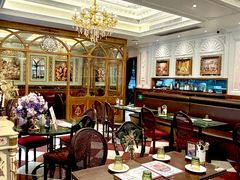-秘密旅行Bonjour(黑金冠 江南西店)