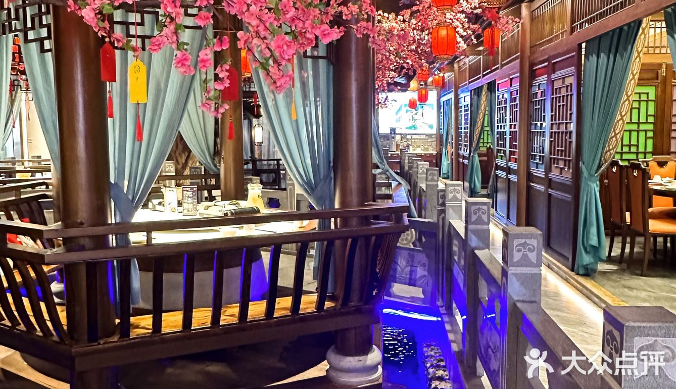 吃个饭而已，误入了桃花源吗⁉️