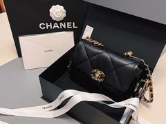 -CHANEL(恒隆广场店)