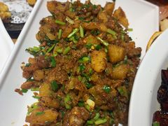 渣渣土豆-三猫黑鱼花(南大店)